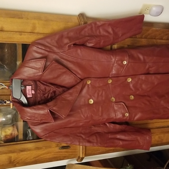 ♥️Deep red leather long coat - Picture 2 of 10